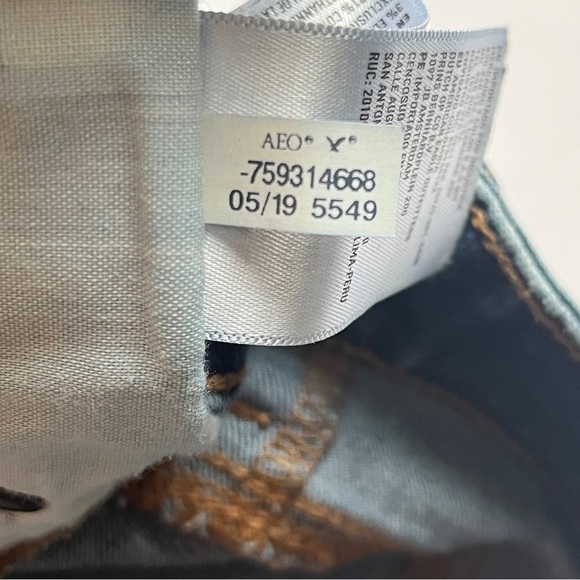 American Eagle Ne(x)t Level Stretch Hi Rise Shortie Denim Jean Shorts AE  Sz 4 - Picture 7 of 11